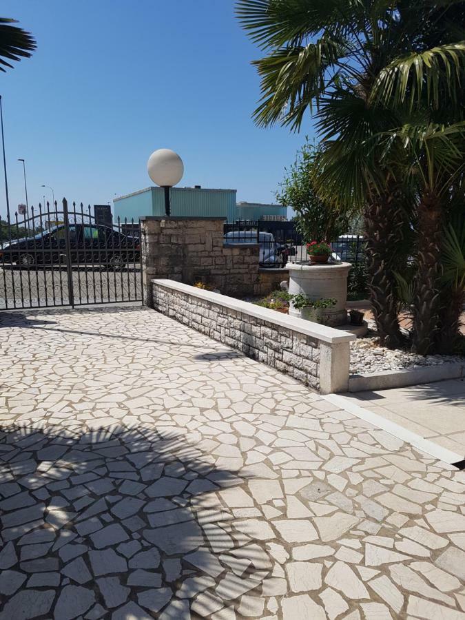 Rooms Siesta Porec Ngoại thất bức ảnh